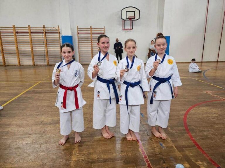 d2f4b7da-f5f9-43f1-a9c9-7624984d0c90