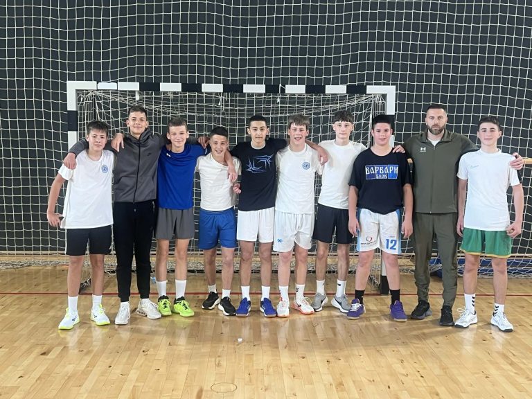 048de5e4-69e6-42c9-8dc9-53de4054508d